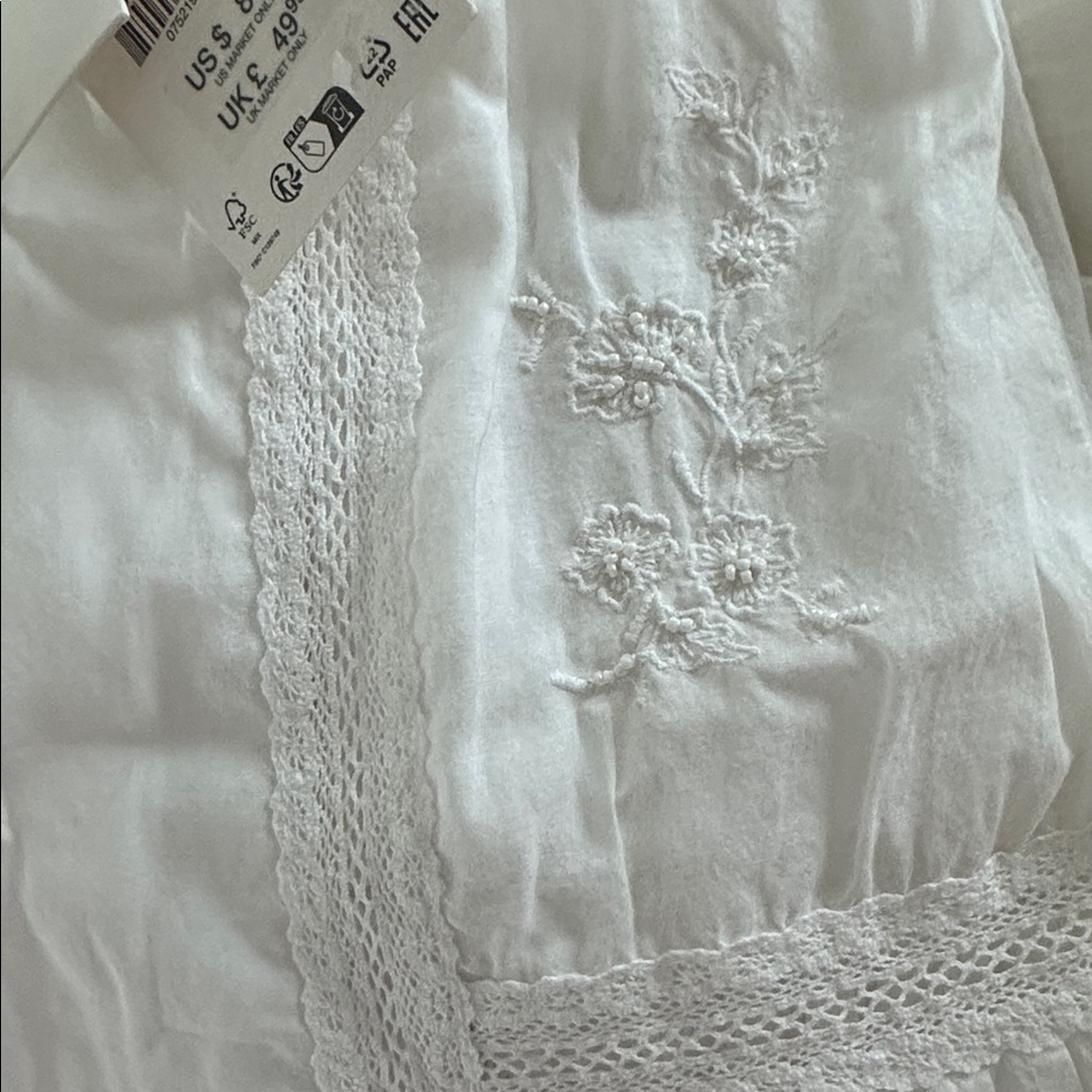 ZARA EMBROIDERED LACE BERMUDA SHORTS LIMITED - Picture 8 of 13